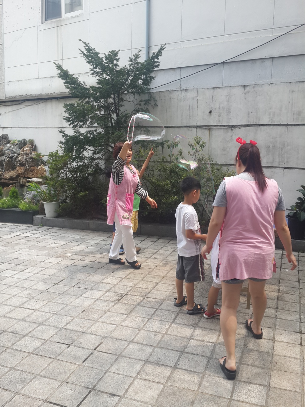 20140712_135428.jpg : 2014년 7월 12일 행사사진 (버블놀이)