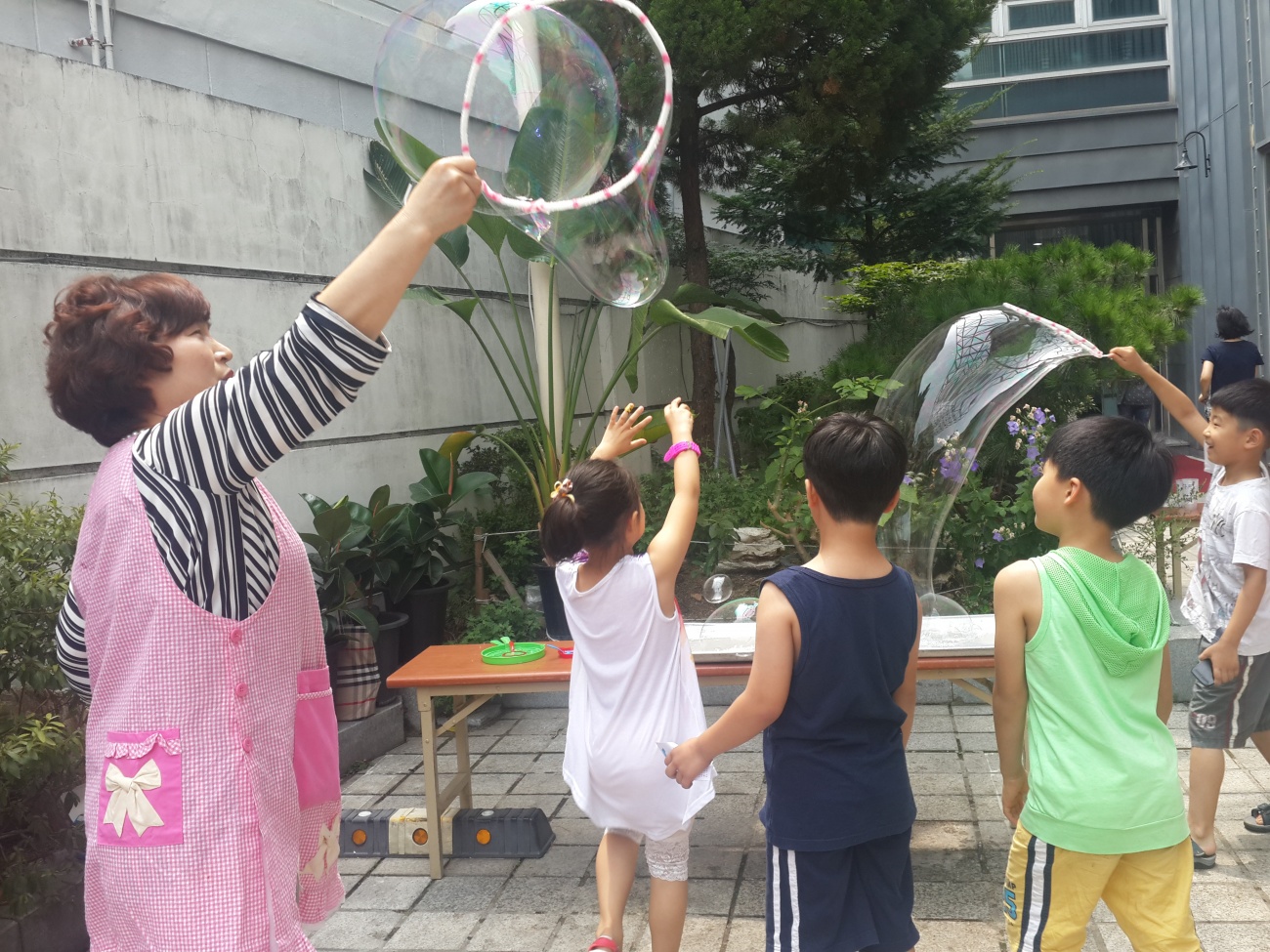 20140712_135259.jpg : 2014년 7월 12일 행사사진 (버블놀이)