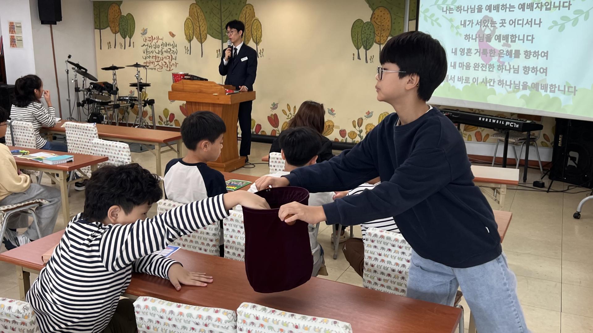 후암교회 초등부-2025.10.12 초등부&교회야놀자(1)-72600372854.jpg