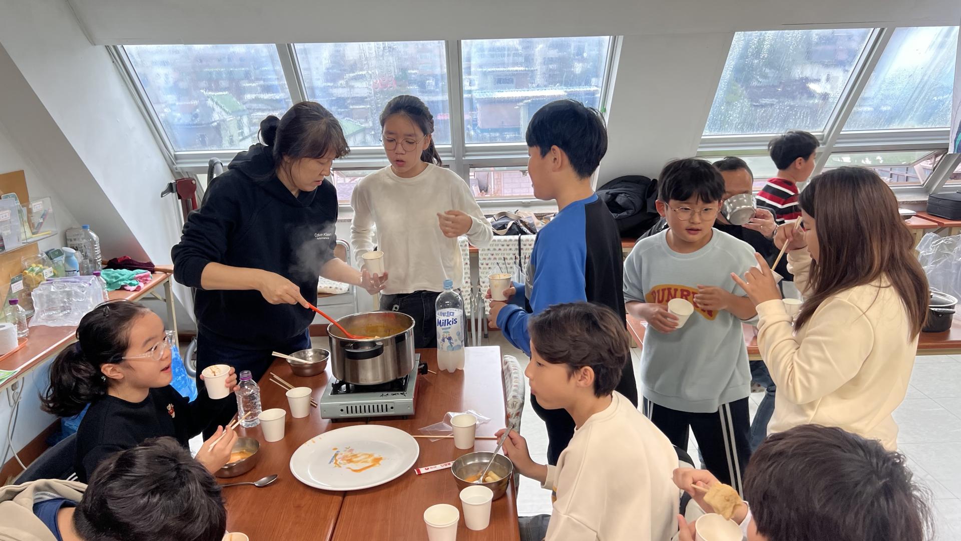 후암교회 초등부-2025.10.26 초등부&교회야놀자(3)-72953436150.jpg