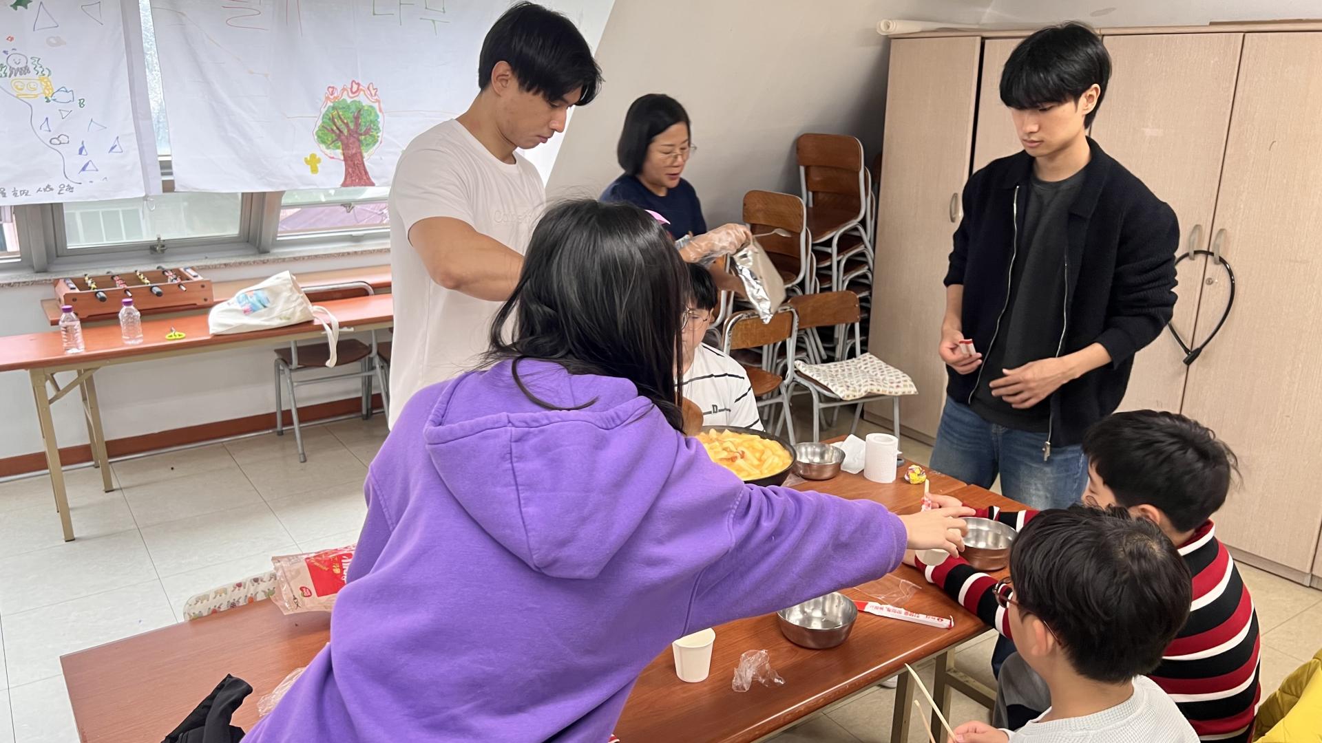 후암교회 초등부-2025.10.26 초등부&교회야놀자(3)-72953436128.jpg