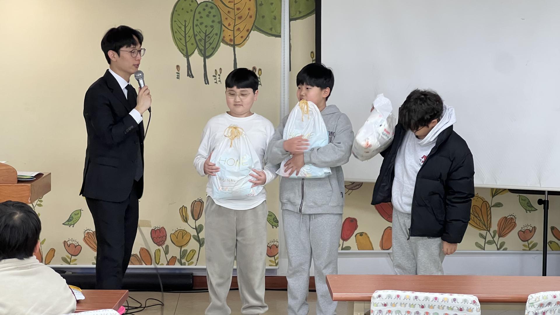 후암교회 초등부-2025.12.28 초등부-74490062972.jpg