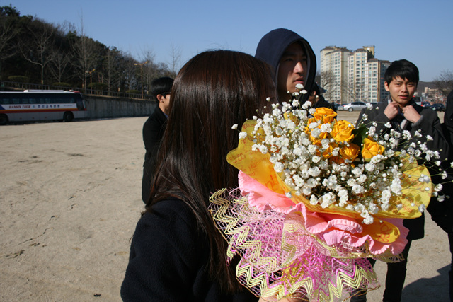 IMG_2927.jpg : 2012. 02. 16 나래, 선미 졸업식
