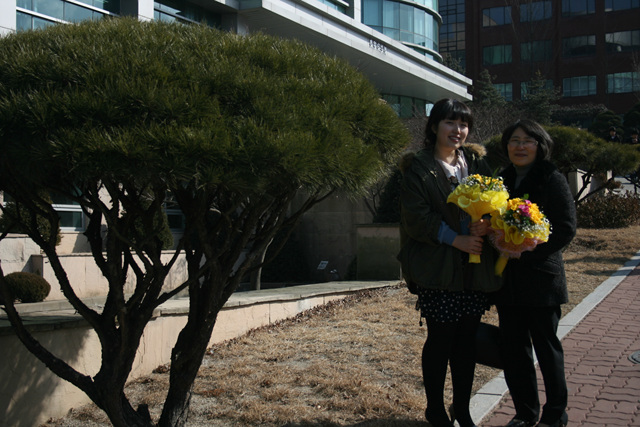 IMG_3212.jpg : 2012. 02. 16 나래, 선미 졸업식
