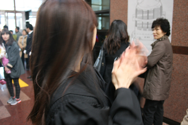 IMG_2952.jpg : 2012. 02. 16 나래, 선미 졸업식