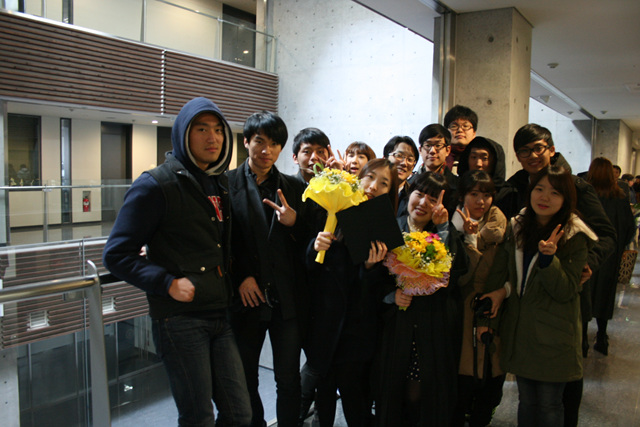 IMG_3142.jpg : 2012. 02. 16 나래, 선미 졸업식